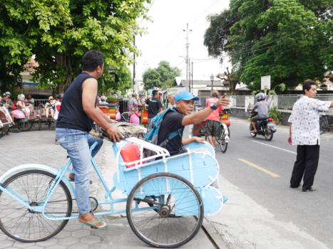 Rondreis Bali & Java - Onze gids heeft altijd contrôle.