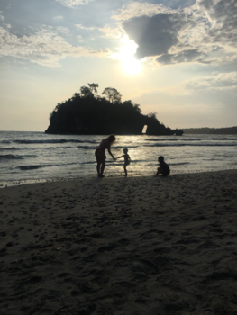 Nusa Penida - Great gaps may be filled with small stones