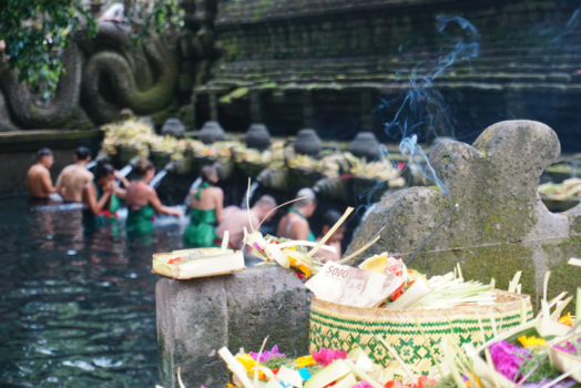 Bali - Spirituele ervaring van moeder en zoon