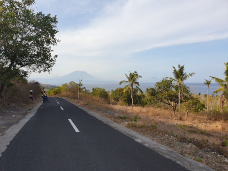 Nusa Penida - Roadtrip with gunung agung view