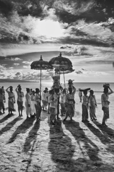 Bali - Ceremonie op het strand van Jimbaran tijdens sunset