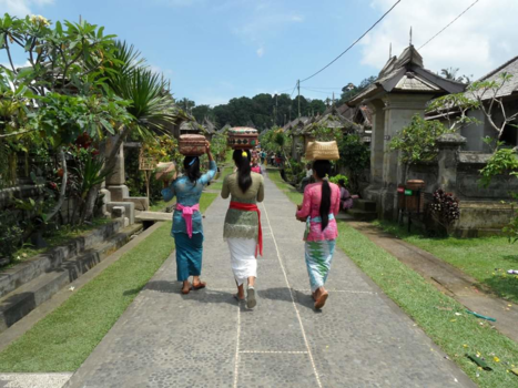 Bali - 3 times a lady