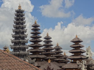 Pura Besakih - Pagodes