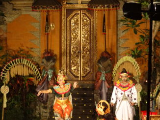 Ubud - Balinese dans
