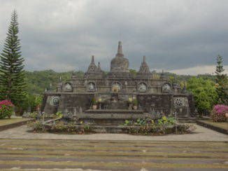 Lovina - Boeddhistische tempel