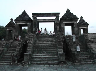Yogyakarta - Tempel buiten Yokja