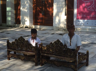 Indonesie - muziek bij het ontbijt (normaal in bali)