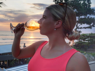 Indonesie - Sunset at Kudeta beachclub