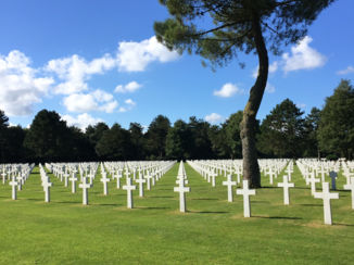 Tweede Wereldoorlog Begraafplaats - 9983 anerikaanse strijders
