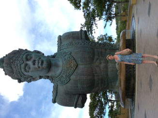 Bali - GWK torso 26 mtr hoog