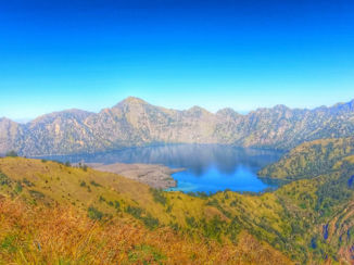 Gunung Rinjani - Uitzicht over de krater van de Rinjani