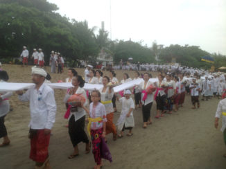 Bali - Kuta strand ceremonie Neypi, dag van de stilte.