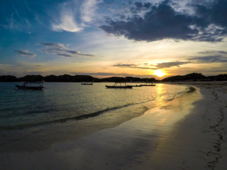 Rondreis Bali & Lombok - Sunset kuta Lombok