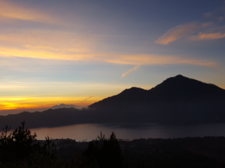 Bali - Sunrise trekking mt. Batur