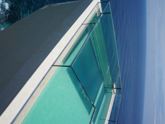 Bali - The edge glazen bodem op cliff